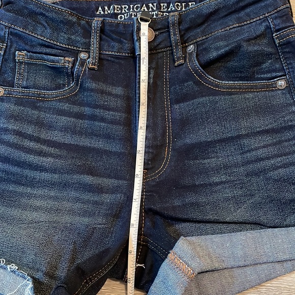 American Eagle Cut-off Jean Shorts, Size 2 - Picture 7 of 10